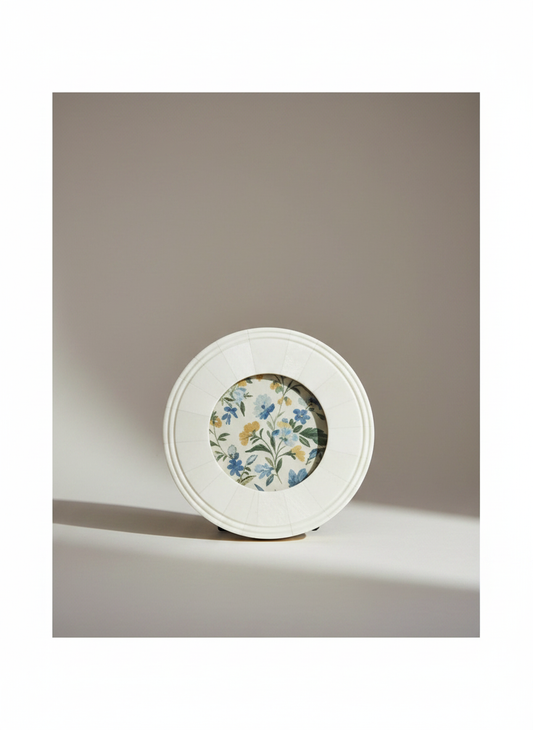 Round Photo Frame Bone