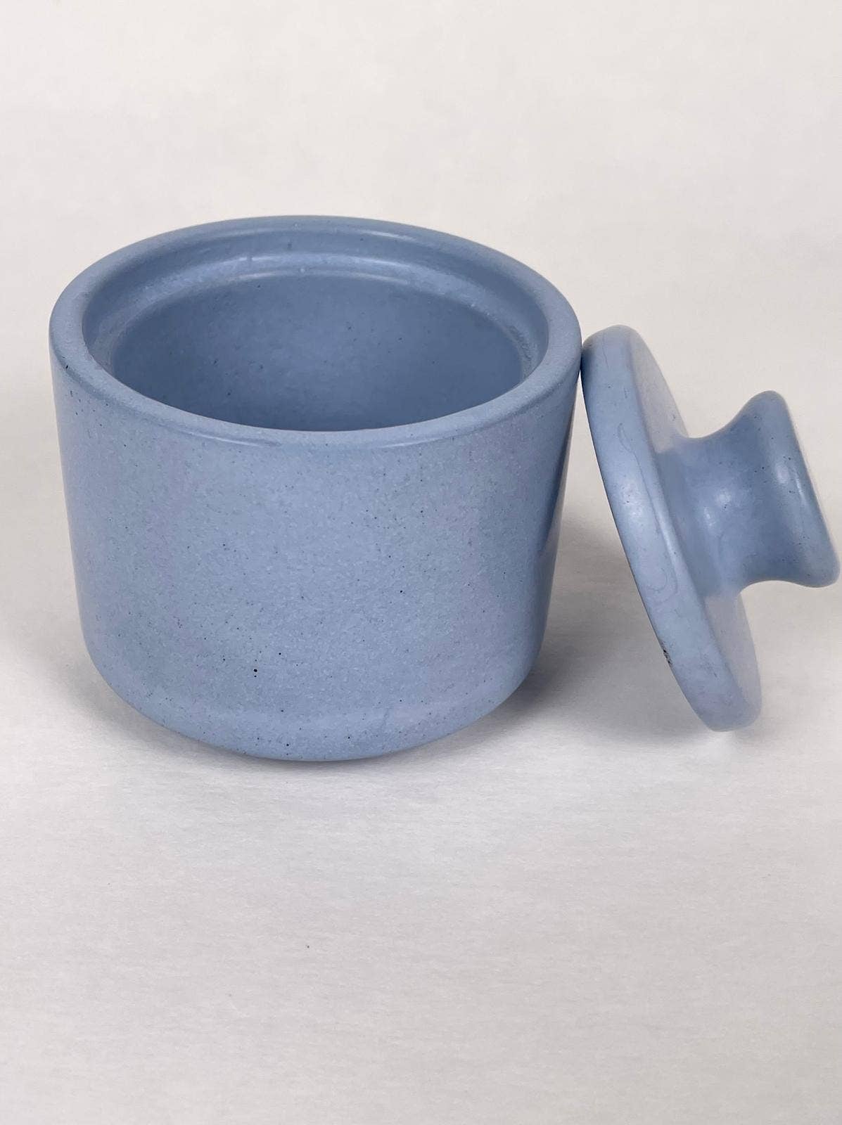 Bordssalt | 3" Concrete container with lid