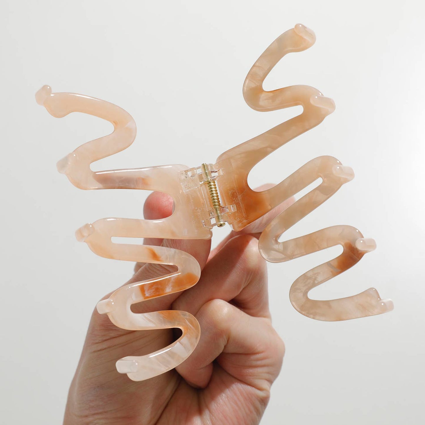 Willow Garden Acetate Squiggle Claw Clip - Large