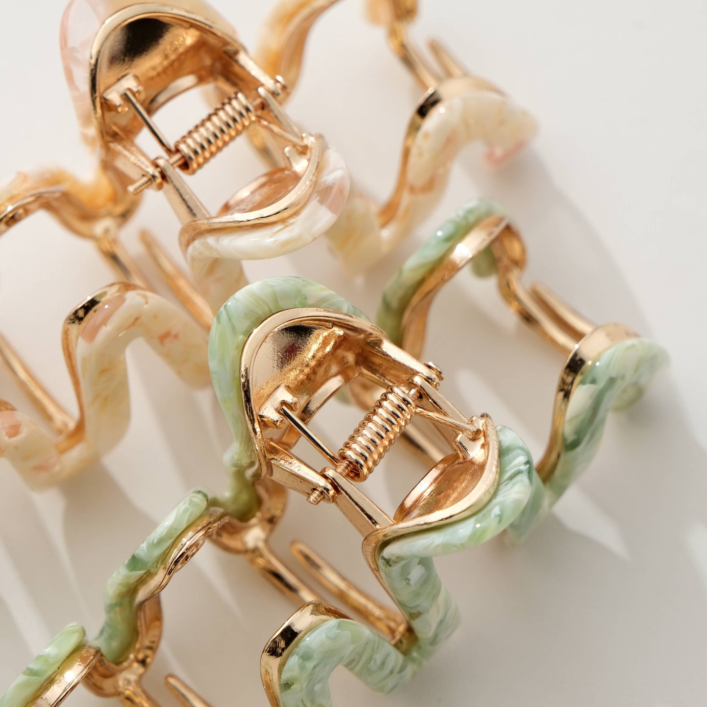 Willow Garden Squiggle Metal Claw Clip - Large