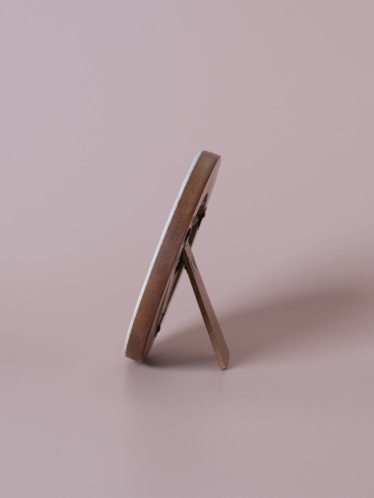 Round Photo Frame Bone