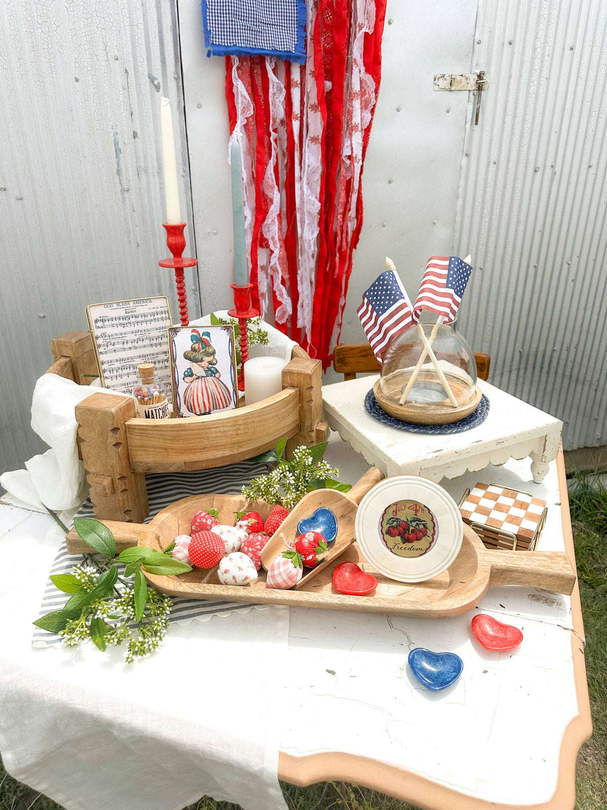 Round Photo Frame Bone