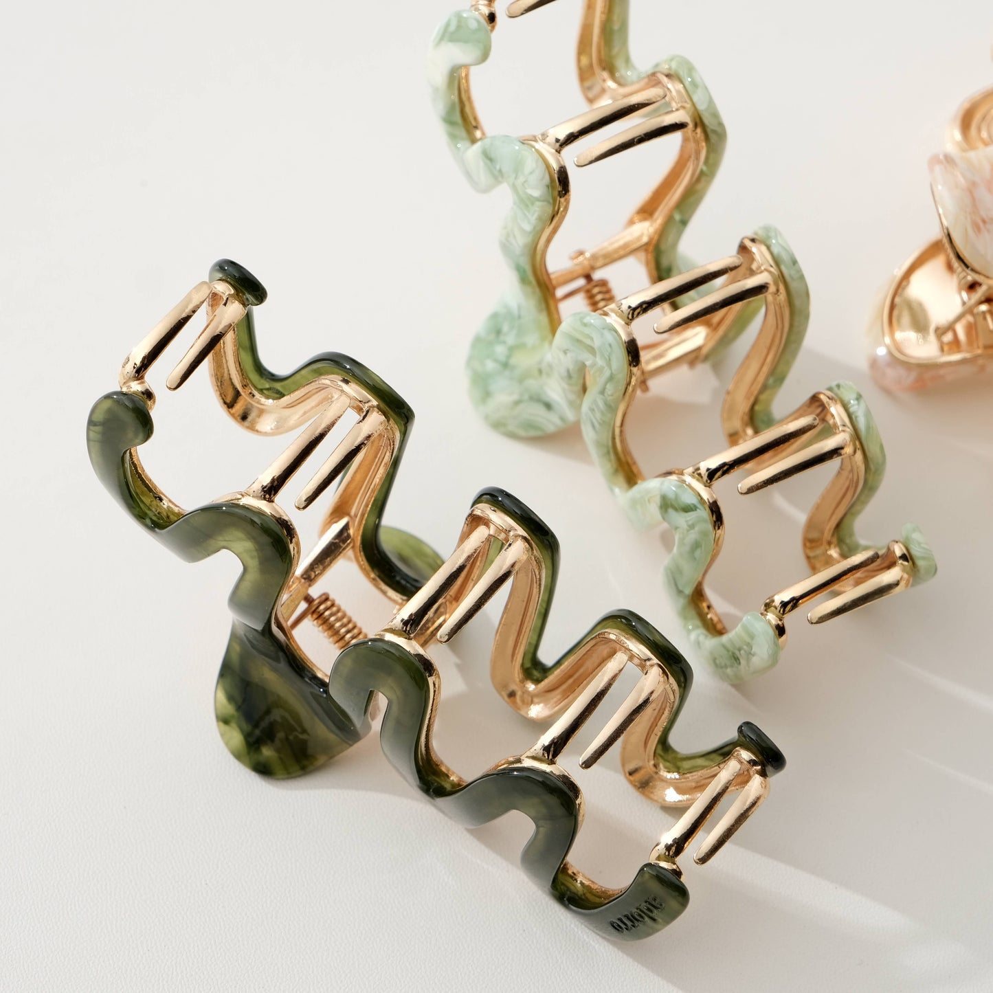 Willow Garden Squiggle Metal Claw Clip - Large