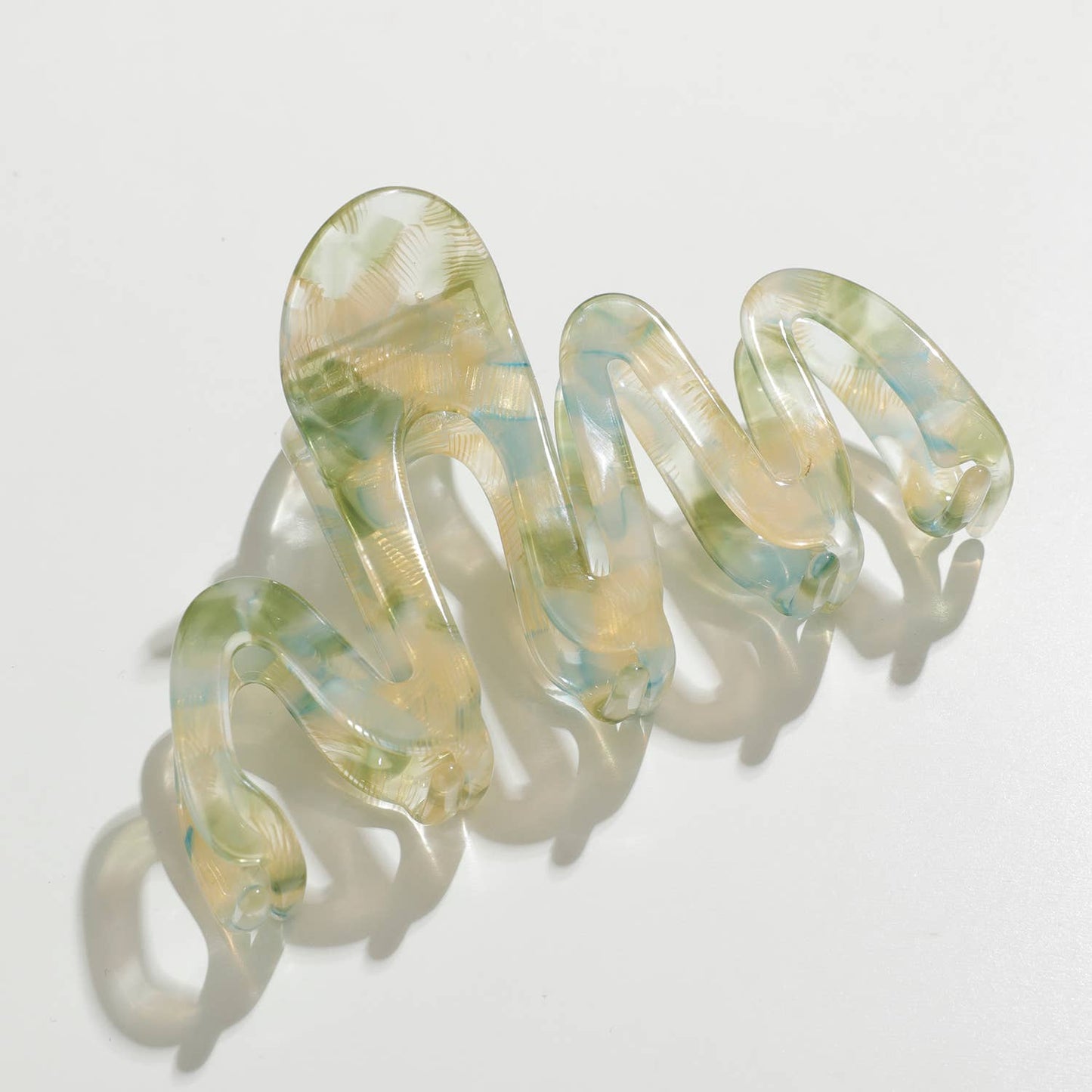 Willow Garden Acetate Squiggle Claw Clip - Large