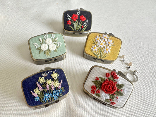 Floral Embroidered Rectangle Mini Jewelry Box With Mirror