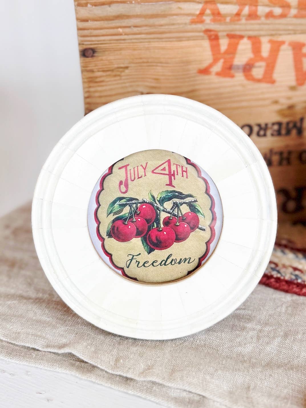 Round Photo Frame Bone