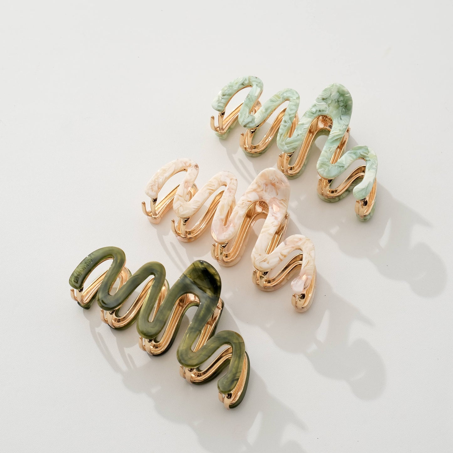 Willow Garden Squiggle Metal Claw Clip - Large